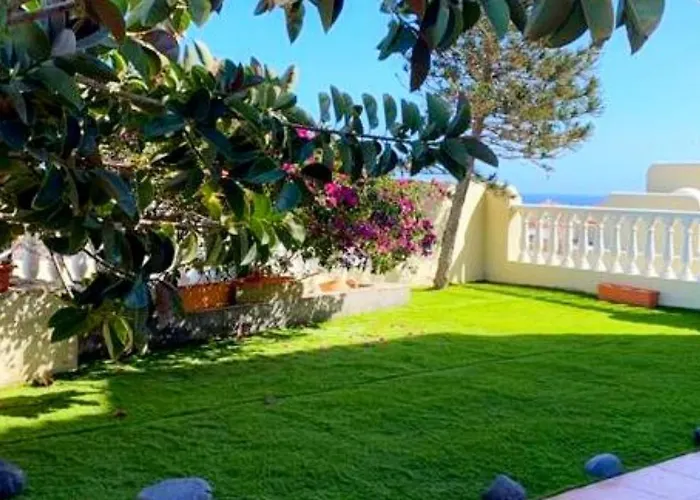 Amazing View El Medano Villa In With Jacuzzi